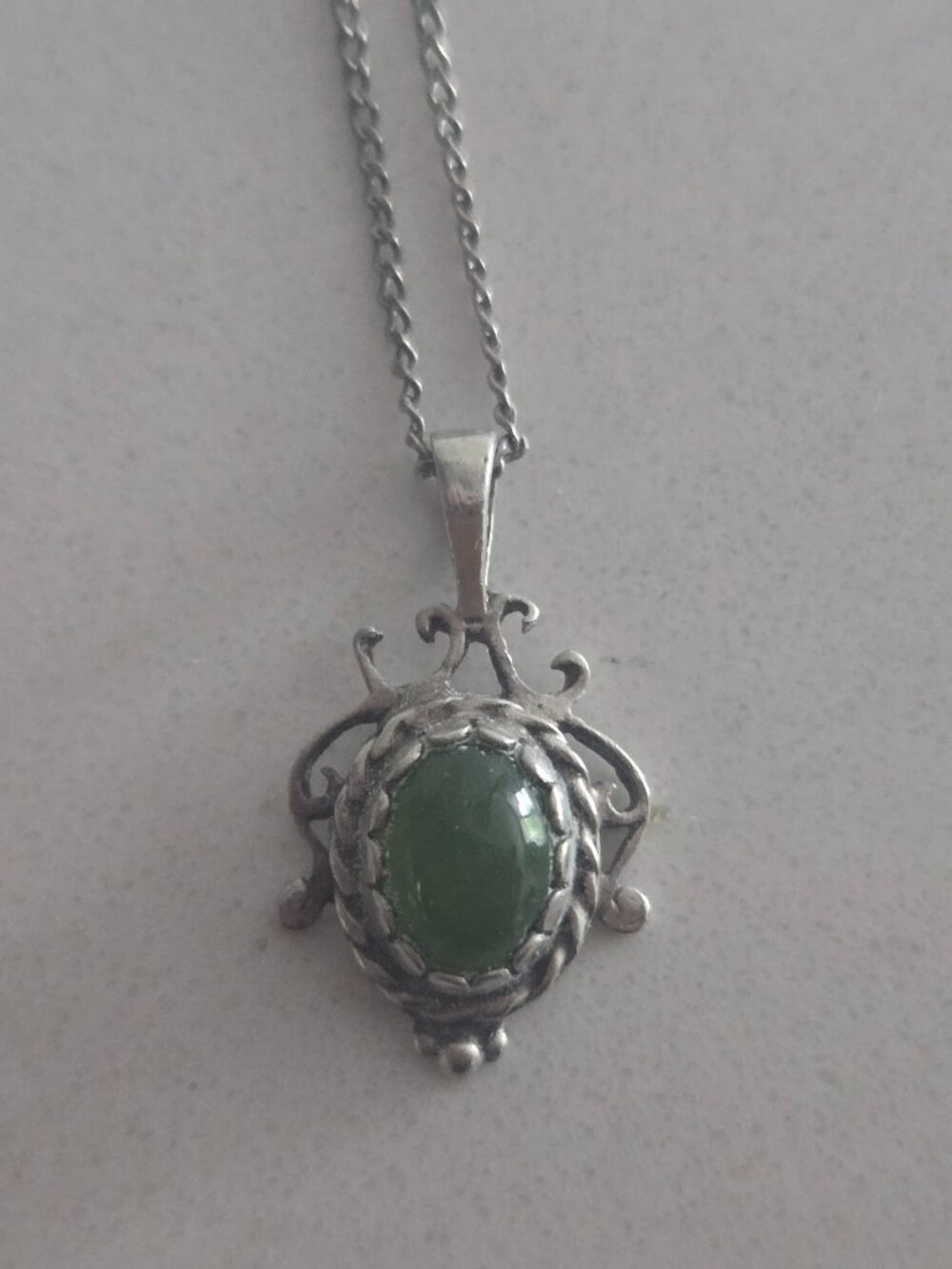 Sterling Silver 925 & Green Jade Pendant & Chain CDI